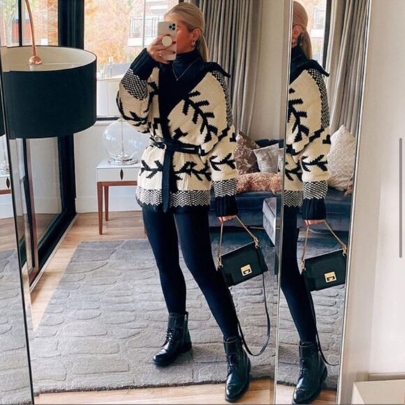 NWT ZARA Jacquard Cardigan Ecru Black M Blogger’s Favorite - Picture 8 of 16